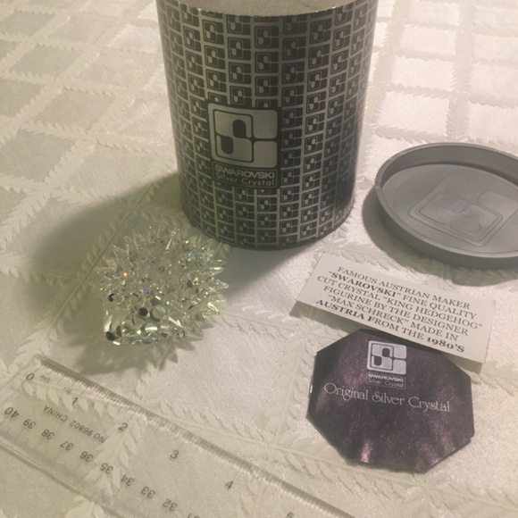 Swarovski Crystal King Hedgehog (excellent condition) - Picture 4 of 4